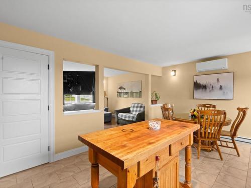 28 Forest Hill Road, Bridgewater, NS 