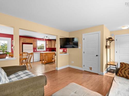 28 Forest Hill Road, Bridgewater, NS 