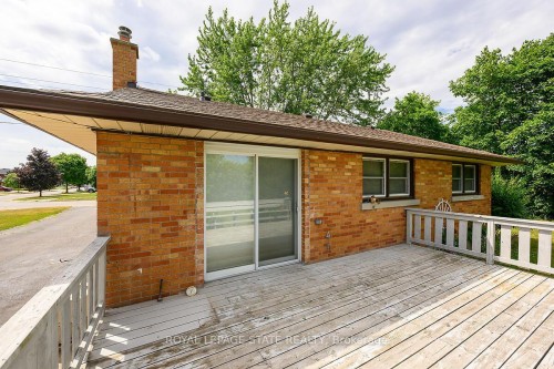 220 Winona Road, Hamilton, ON - Outdoor With Deck Patio Veranda With Exterior