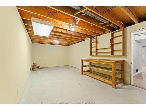 726 Roseland Drive South, Windsor, ON 