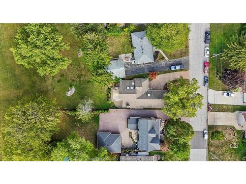 726 Roseland Drive South, Windsor, ON 