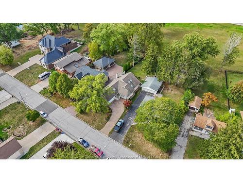 726 Roseland Drive South, Windsor, ON 