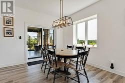 Dining room patio doors to screened porch - 