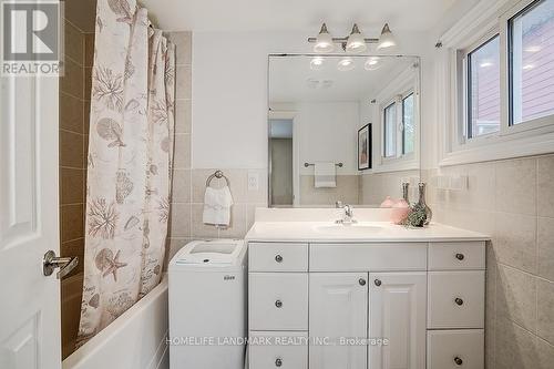 89 Whitehorn Crescent, Toronto, ON - Indoor Photo Showing Bathroom