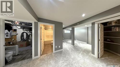 411 Flynn Lane, Saskatoon, SK - Indoor Photo Showing Laundry Room