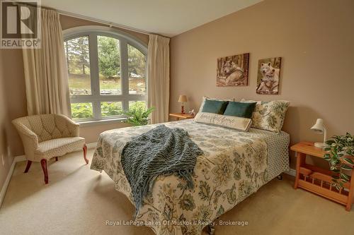 106 - 31 Dairy Lane, Huntsville (Chaffey), ON - Indoor Photo Showing Bedroom