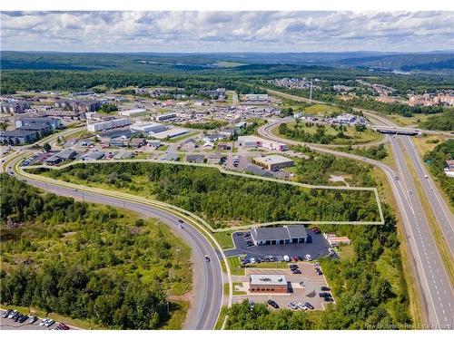 215 Bishop Dr, Fredericton, NB 