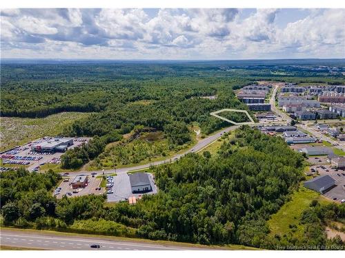 150 Bishop Dr, Fredericton, NB 