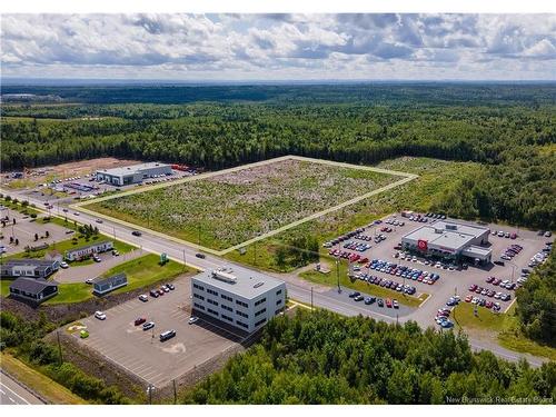 300 Bishop Dr, Fredericton, NB 