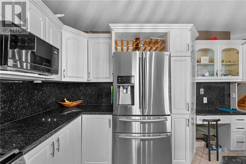 389 Sutherland Street, Espanola, ON - Indoor Photo Showing Kitchen
