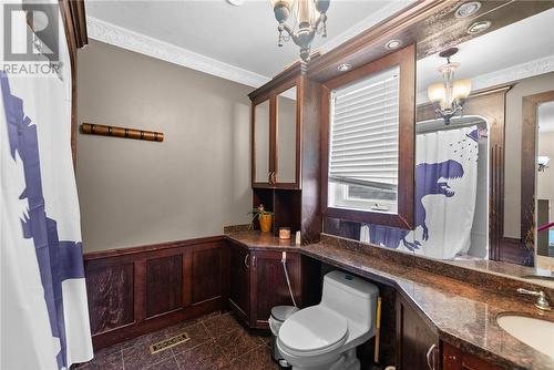 389 Sutherland Street, Espanola, ON - Indoor Photo Showing Bathroom