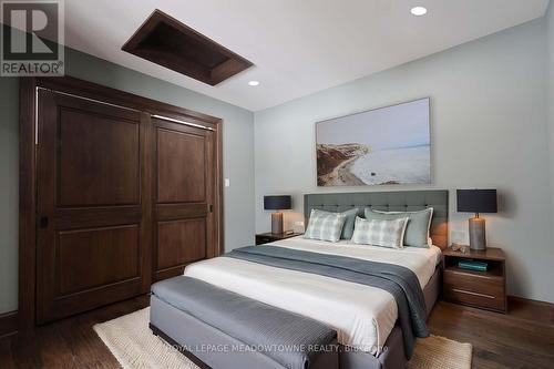 307 Queen Street S, Mississauga, ON - Indoor Photo Showing Bedroom