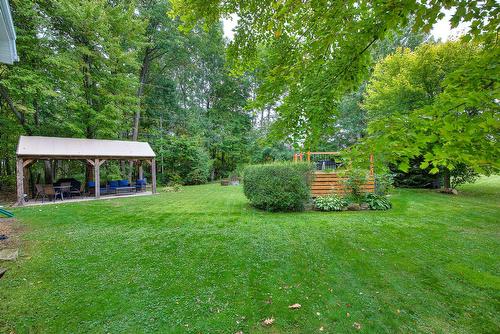 Cour - 14 Crois. Léo-Paul-Desrosiers, Notre-Dame-De-L'Île-Perrot, QC - Outdoor