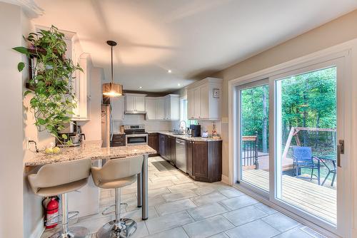 Cuisine - 14 Crois. Léo-Paul-Desrosiers, Notre-Dame-De-L'Île-Perrot, QC - Indoor