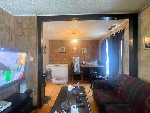 43 Stevens Avenue, Marathon, ON - Indoor