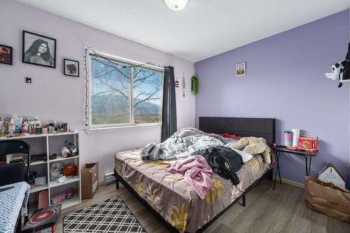 301-2802 Grandview Heights, Merritt, BC - Indoor Photo Showing Bedroom