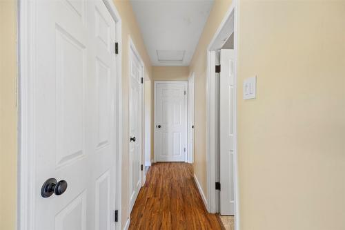 971 Kirkland Place, Kamloops, BC - Indoor Photo Showing Other Room