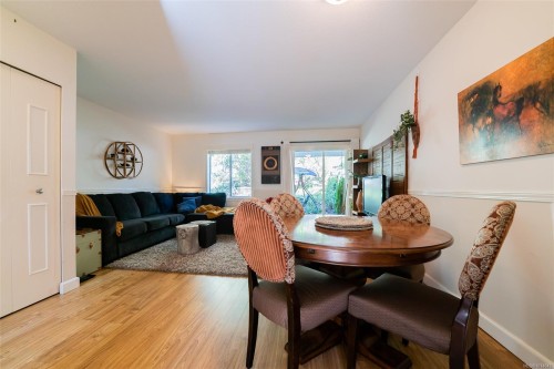 2-3470 Hillside Ave, Nanaimo, BC 