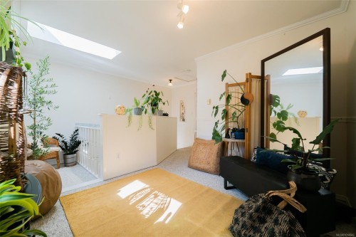 2-3470 Hillside Ave, Nanaimo, BC 