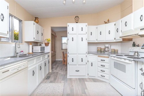 49-2847 Sooke Lake Rd, Langford, BC 