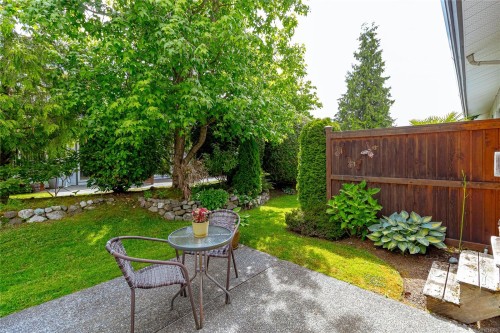 16-2115 Amelia Ave, Sidney, BC 