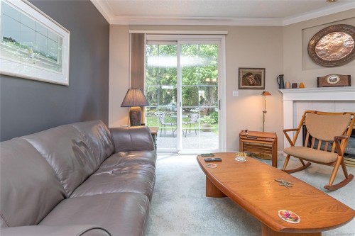 16-2115 Amelia Ave, Sidney, BC 