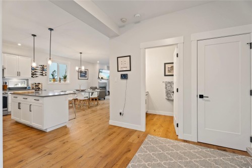 2052 Ernest Lane, Duncan, BC 