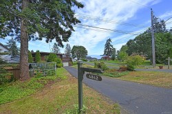4842 Kilmarnock Dr  Courtenay, BC V9N 9S5