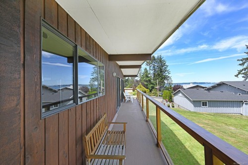 4842 Kilmarnock Dr, Courtenay, BC 