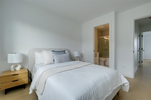 Unit 7-3907 Cedar Hill Rd, Saanich, BC 