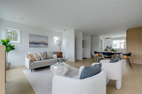 Unit 7-3907 Cedar Hill Rd, Saanich, BC 