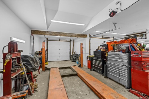 5670 Willow Rd, Port Alberni, BC 