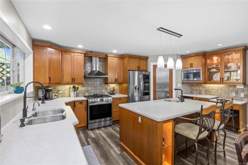 5670 Willow Rd, Port Alberni, BC 