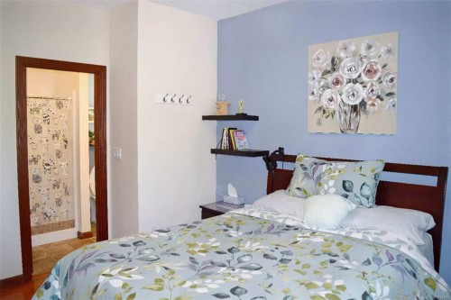 4037 Nelthorpe St, Saanich, BC 