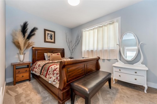 7031 Sha-Elum Dr, Lake Cowichan, BC 