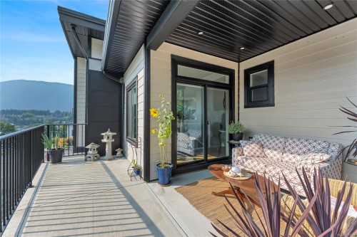 7031 Sha-Elum Dr, Lake Cowichan, BC 