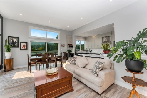 7031 Sha-Elum Dr, Lake Cowichan, BC 