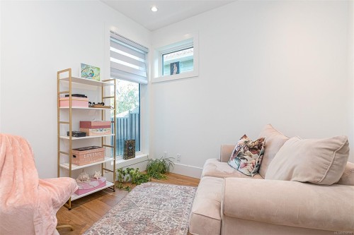 2555 Sinclair Rd, Saanich, BC 