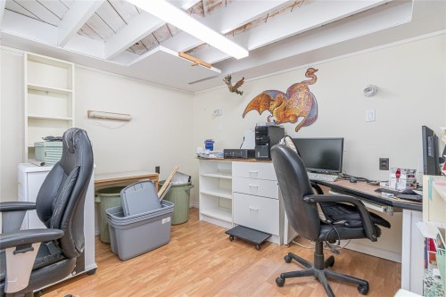 9992 Beach Dr, Chemainus, BC 