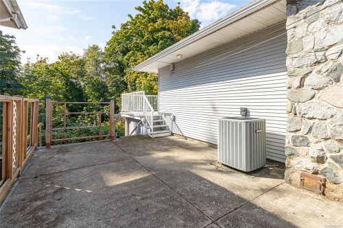 9992 Beach Dr, Chemainus, BC 