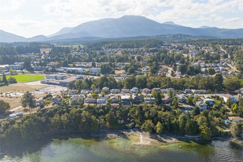 9992 Beach Dr, Chemainus, BC 