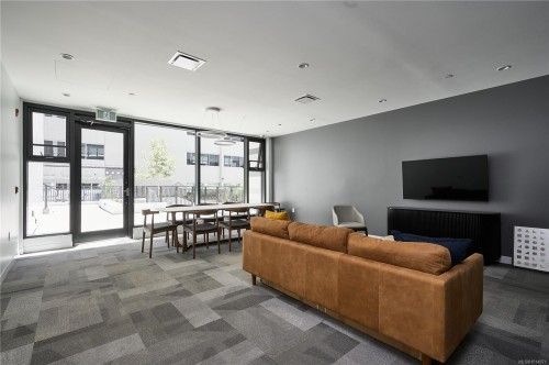 116-1115 Johnson St, Victoria, BC - Indoor