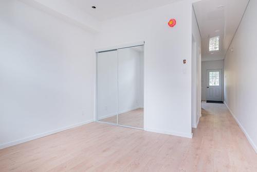 Chambre à coucher - 6602 Rue Alma, Montréal (Rosemont/La Petite-Patrie), QC - Indoor Photo Showing Other Room