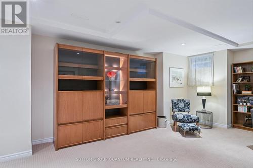 33 - 300 Ravineview Way, Oakville, ON - Indoor