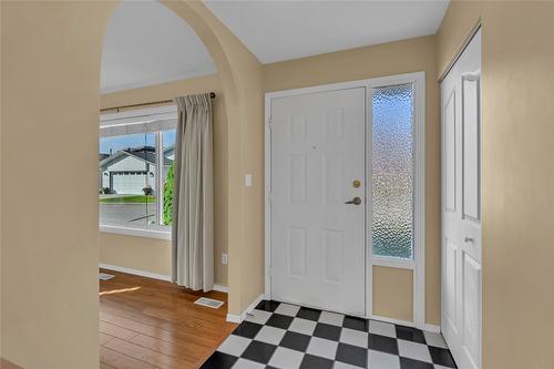 131-3400 Wilson Street, Penticton, BC - Indoor Photo Showing Other Room