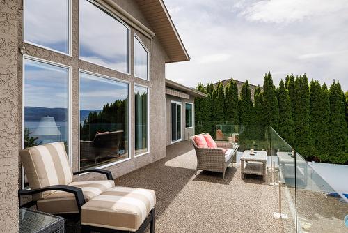 370 Sandpiper Street, Kelowna, BC - Outdoor With Exterior