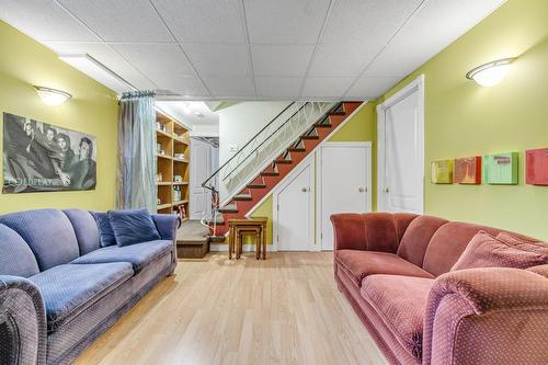 Family room - 1407 Boul. Bastien, Québec (Les Rivières), QC - Indoor Photo Showing Living Room