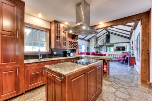Cuisine - 2085 Ch. De Georgeville, Magog, QC - Indoor Photo Showing Kitchen