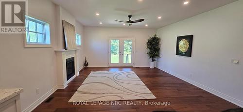 1129 Balfour Street, Pelham (Fenwick), ON - Indoor Photo Showing Other Room