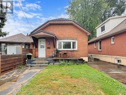 15 VICTORIA AVENUE E  Toronto, ON M9N 1E3